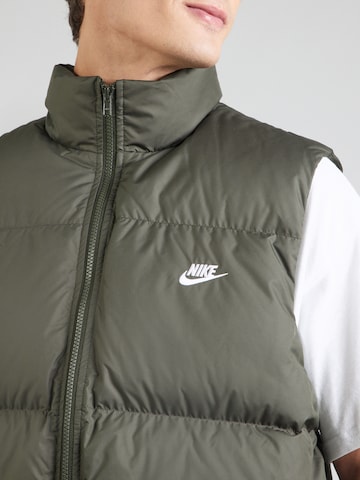 Gilet 'CLUB' Nike Sportswear en vert