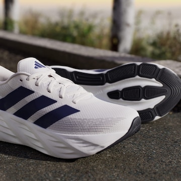 Chaussure de course 'Galaxy 8' ADIDAS PERFORMANCE en blanc