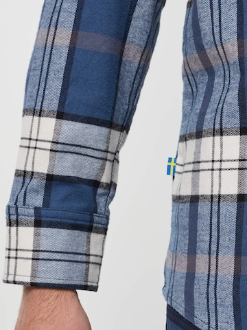 SWEDEMOUNT Regular fit Traditional button up shirt 'Nordkap' in Blue