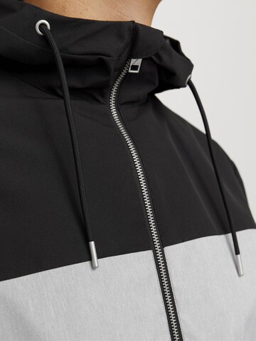 JACK & JONES Overgangsjakke i sort