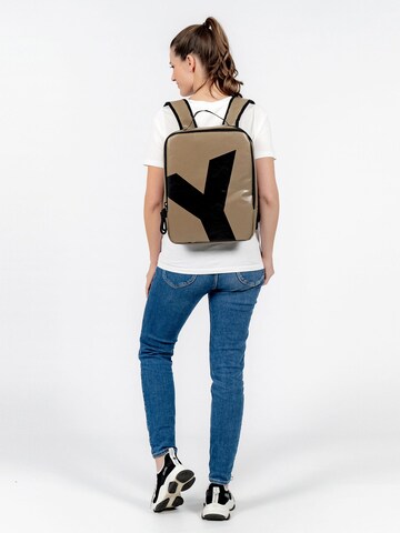 Suri Frey Backpack 'Jessey-Plane' in Green: front