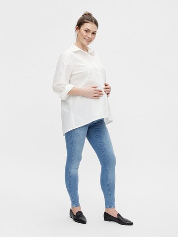 MAMALICIOUS Slimfit Jeans 'Arctic' in Blau