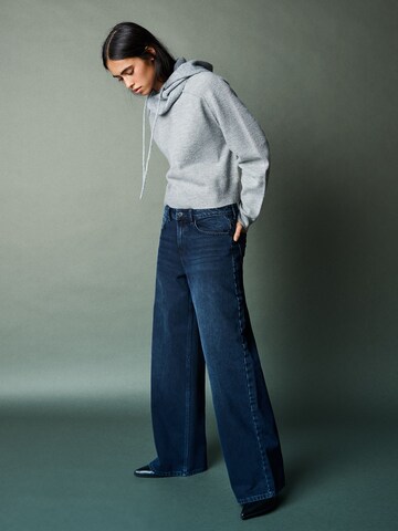 Bershka Широки крачоли Дънки в синьо: отпред