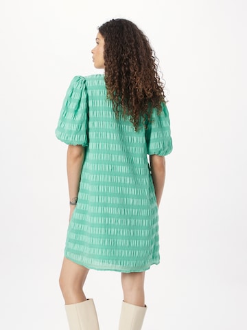 modström Φόρεμα 'Dino' σε πράσινο