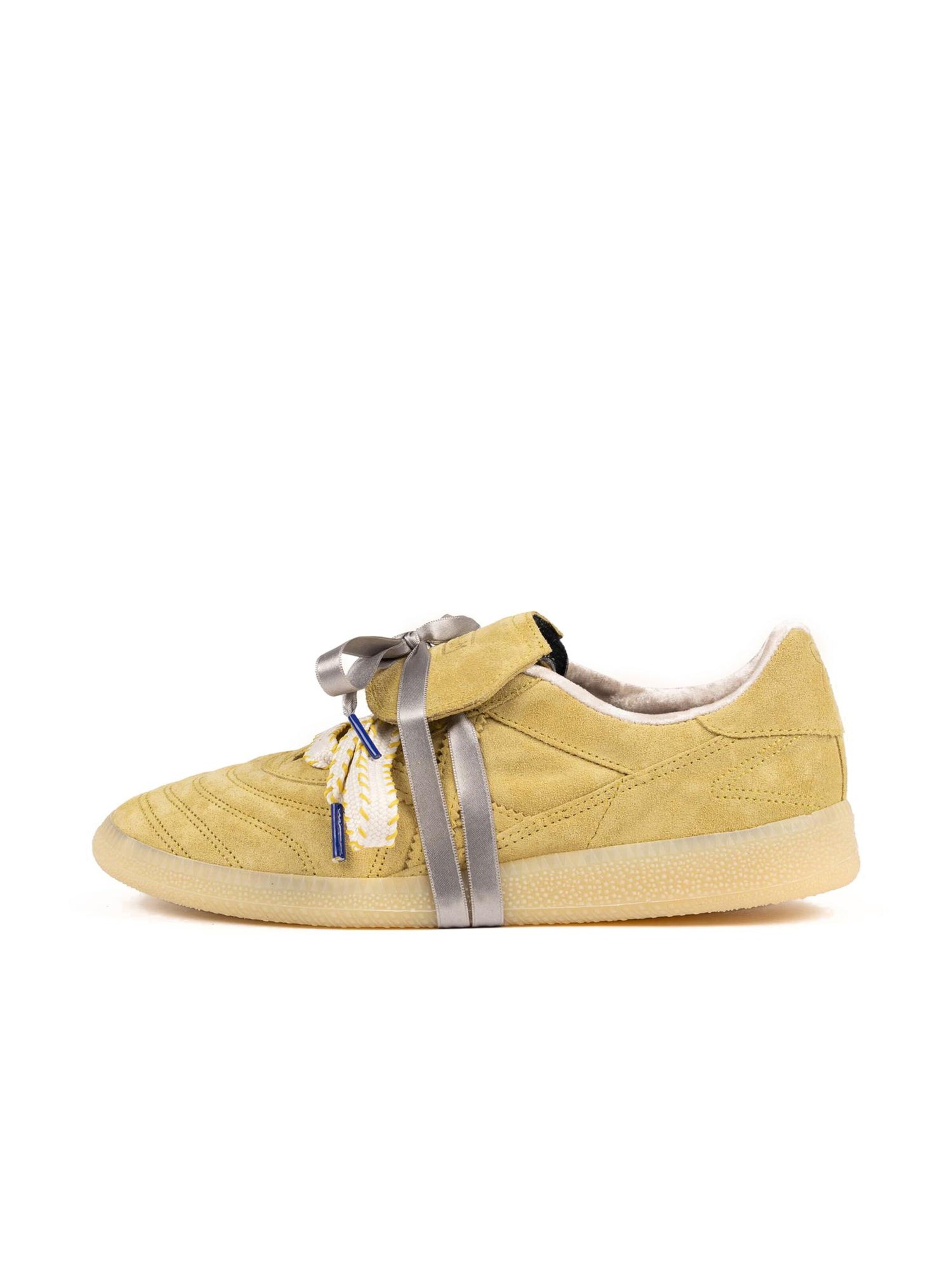 Sneaker low 'Mundial Strada' de la MUNICH pe galben: față