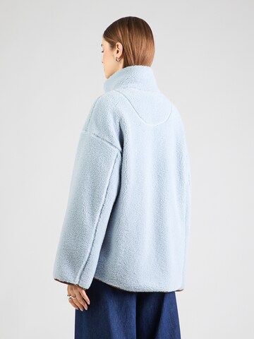 Veste en polaire Monki en bleu
