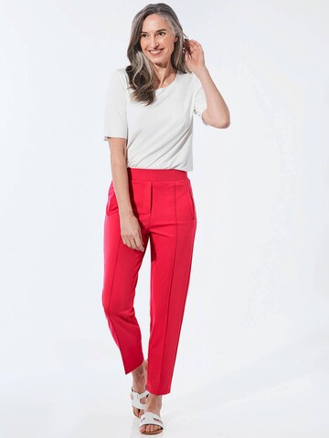 Goldner Tapered Trousers in Red