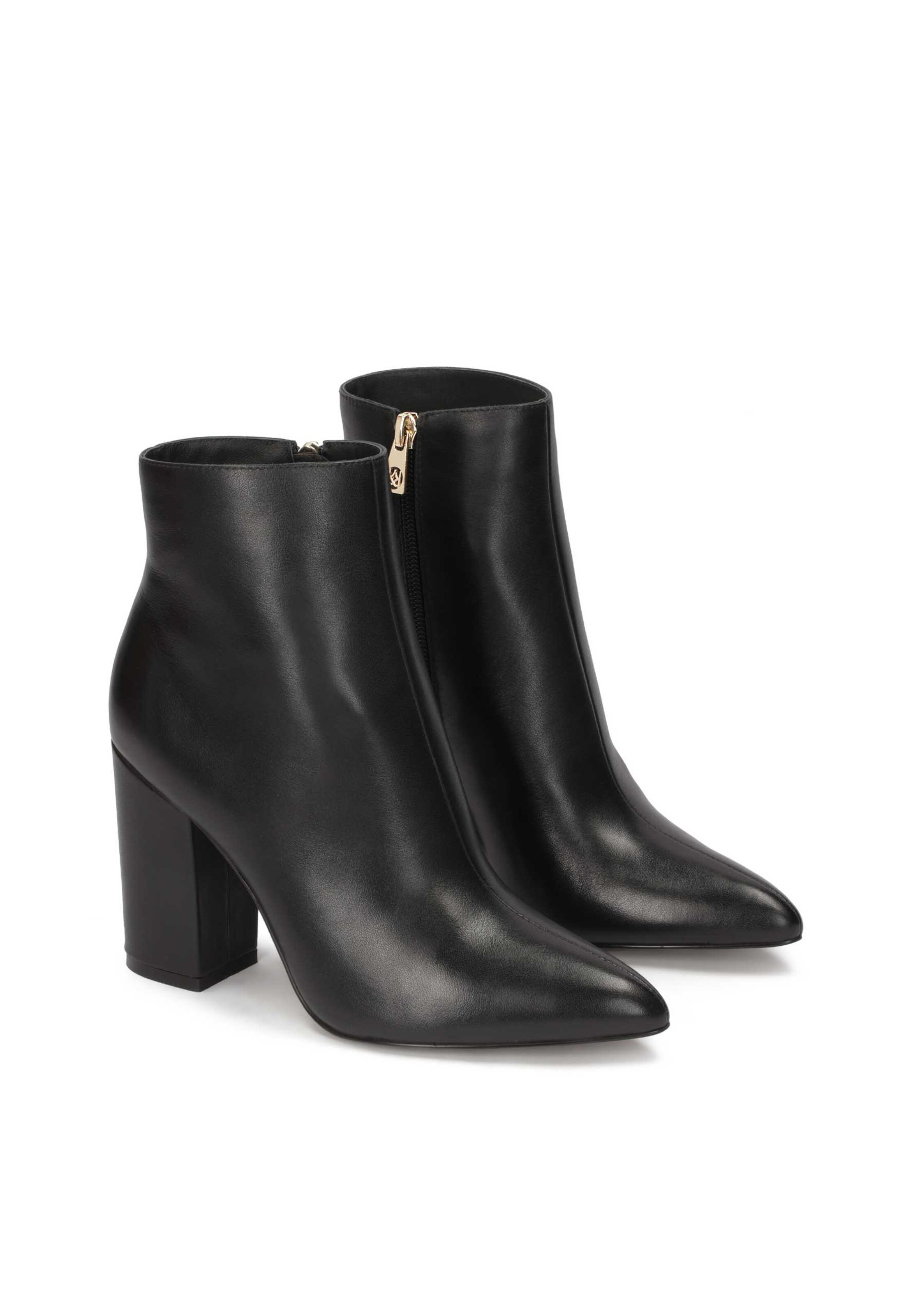 Ankle boots di Kazar in nero