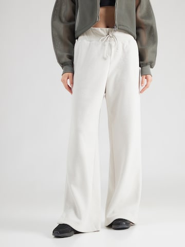 Nike Sportswear Wide leg Broek 'PHNX' in Beige: voorkant