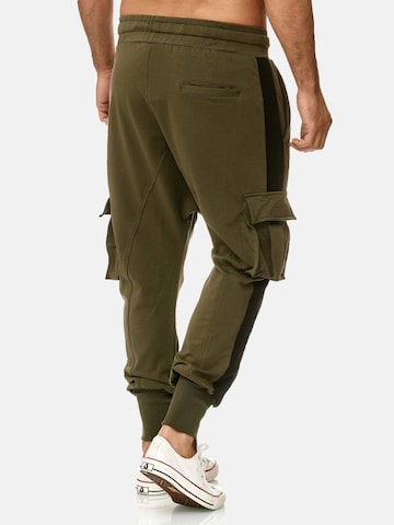 regular Pantaloni '19618' di Tazzio in verde