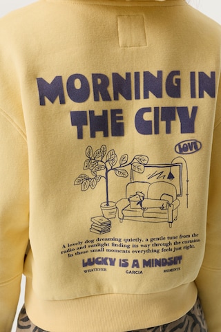 GARCIA Sweatshirt in Yellow