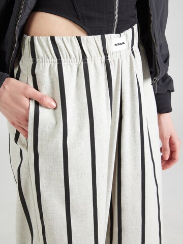 Loosefit Pantaloni di Karo Kauer in grigio