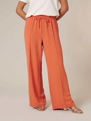 Loosefit Pantalon Deeluxe en orange
