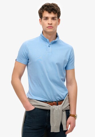 T-Shirt 'Essential' Superdry en bleu : devant