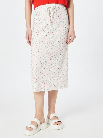 The Frolic Skirt in White: front