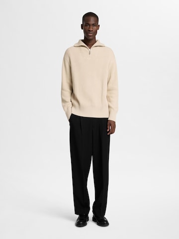 SELECTED HOMME Sweater in Beige