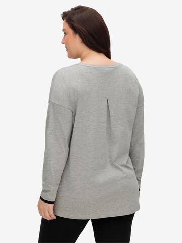 SHEEGO Oversized Shirt in Grey
