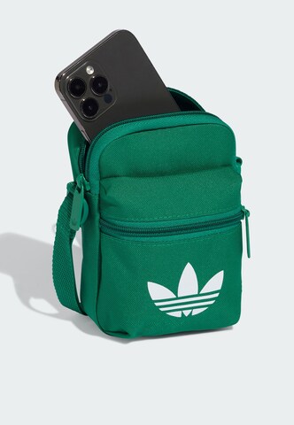 ADIDAS ORIGINALS Messenger in Green