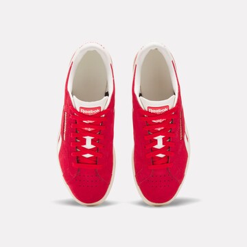 Reebok Sneakers in Red