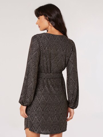 Apricot Dress 'Chevron' in Black