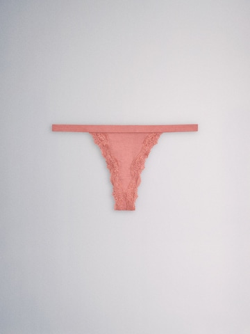 The Set String in Beige
