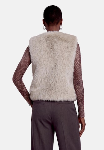 Gilet di zero in grigio