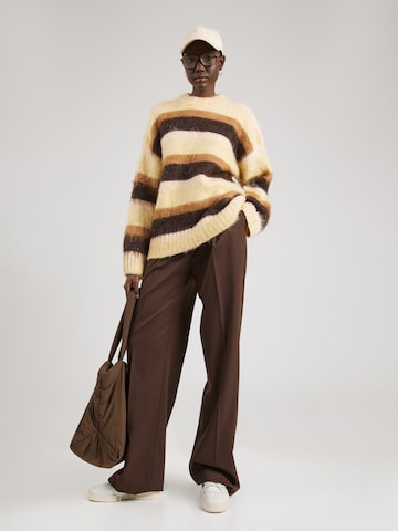Pull-over Monki en beige