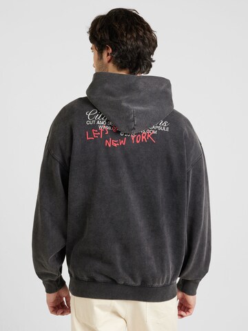 Only & Sons Sweatshirt in Black: front