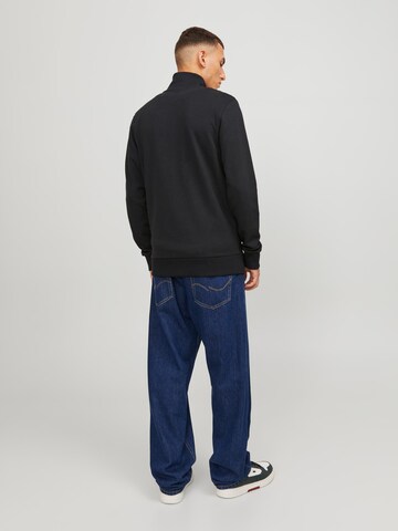 JACK & JONES Sweatjacka 'Epaulos' i svart