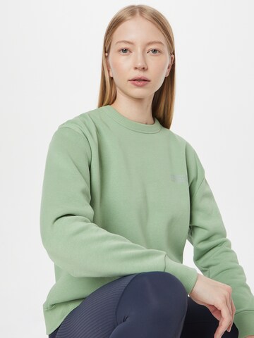 HIIT Sweatshirt 'SIGNATURE CREW' in Grün
