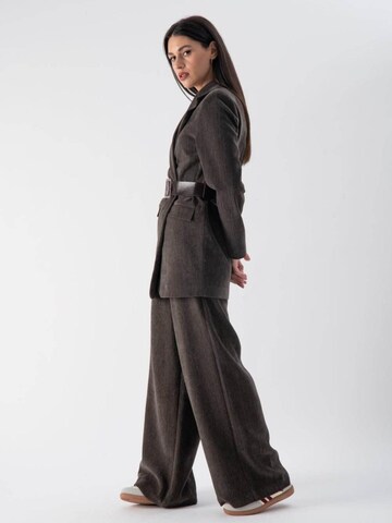 Blazer 'Chenille blazer with belt' MND en gris