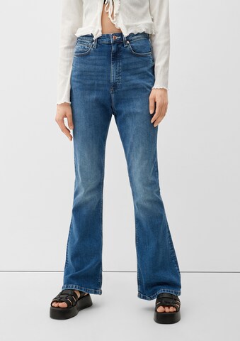 QS Flared Jeans in Blue: front