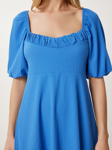 Happiness İstanbul Kesämekko värissä sininen