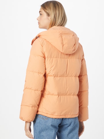 LEVI'S ® Winterjas 'Quinn Short Down Puffer' in Oranje