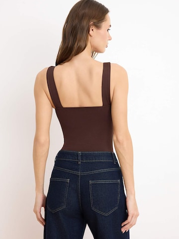 Trendyol T-shirtbody i brun