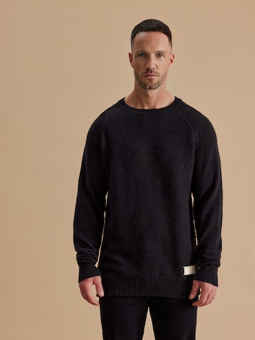 DAN FOX APPAREL Sweater 'Tamino' in Black: front