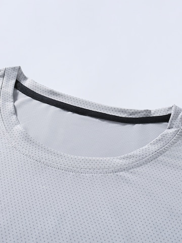 YOUTHUP Performance Shirt in Grey