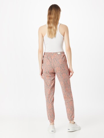 Tapered Pantaloni 'Groovy' de la Iriedaily pe roz