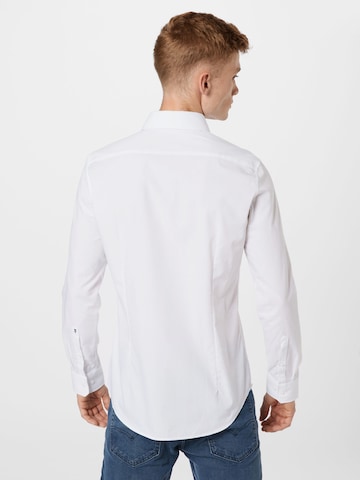SEIDENSTICKER Slim Fit Businesskjorte i hvit