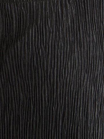 Robe 'PCFLORA' PIECES Curve en noir
