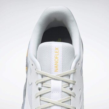 Scarpa sportiva 'Nanoflex TR' di Reebok in grigio