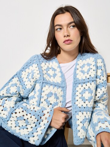 Cardigan ' ' Apricot en bleu