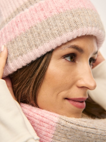 Bonnet Kamila Šikl en beige