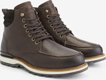 Travelin Lace-Up Shoes 'Lindelund' in Brown