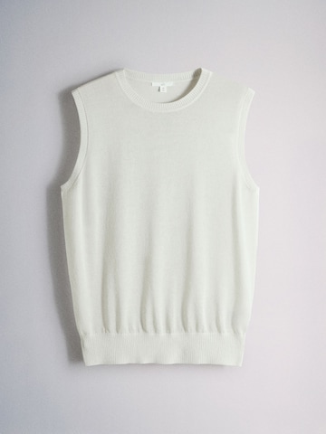 The Set Vest in Mixed colours