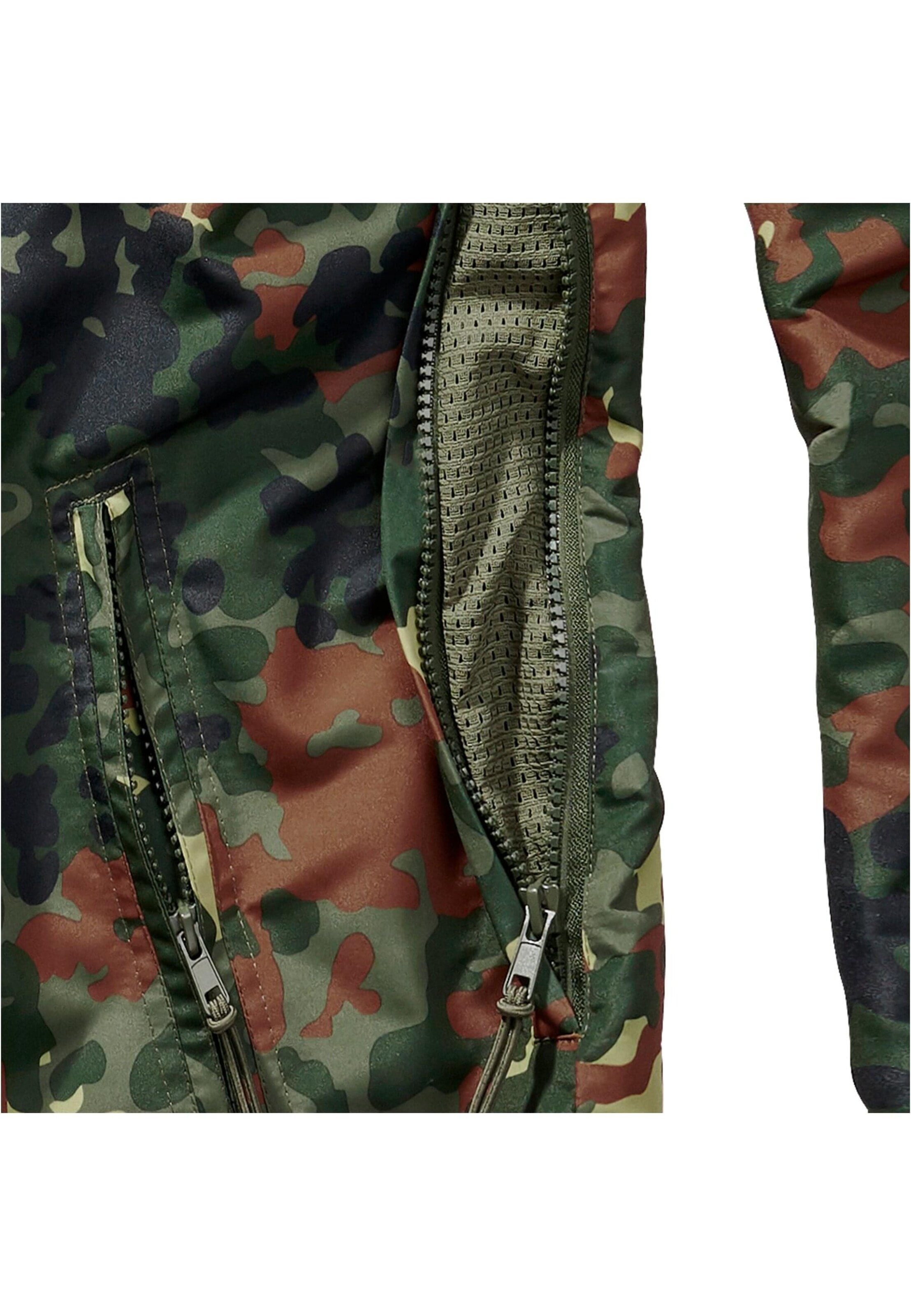 Brandit - Chaqueta de entretiempo en verde