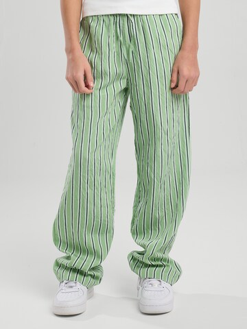 America Today Wide leg Broek in Groen: voorkant