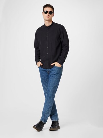 ESPRIT - Ajuste regular Camisa en negro