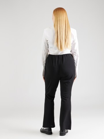 Evazați Pantaloni de la Vero Moda Curve pe negru