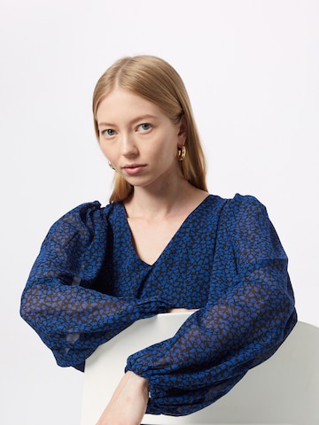 Robe 'Bao' modström en bleu